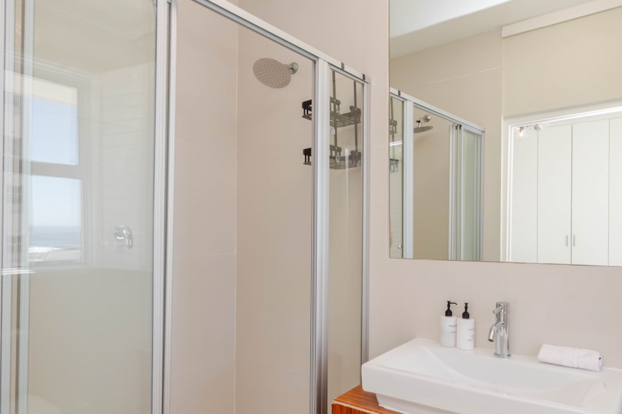 3 Bedroom Property for Sale in Sea Point Western Cape